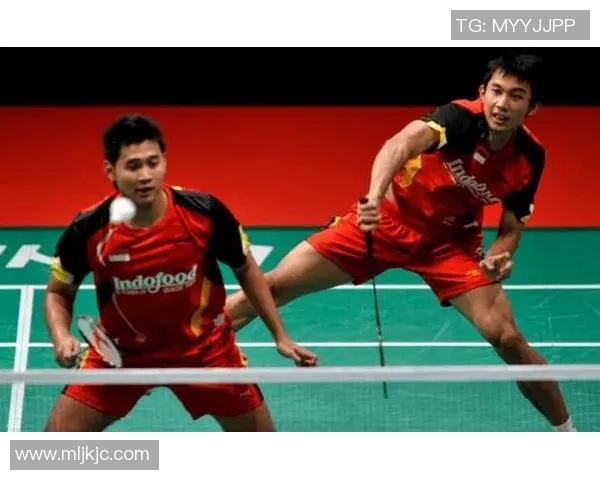 上海羽毛球队进攻战术解析与实战应用探讨 上海羽毛球队进攻战术解析与实战应用探讨